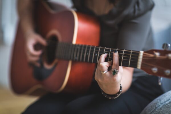 How To See Immediate Improvement In Your Guitar Playing - Green Hills Guitar Studio