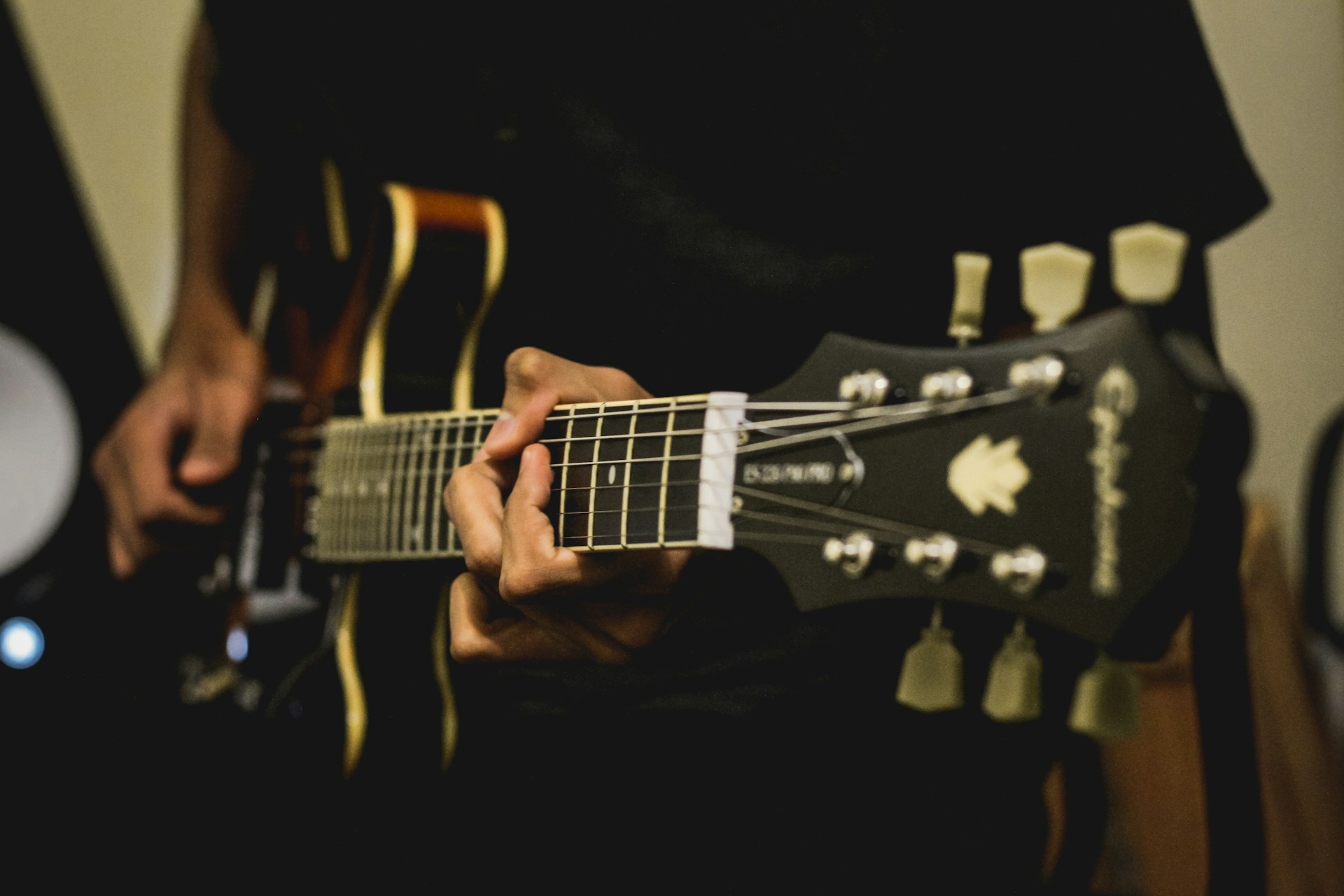 Quick Change to the IV Chord | Green Hills Guitar Studio