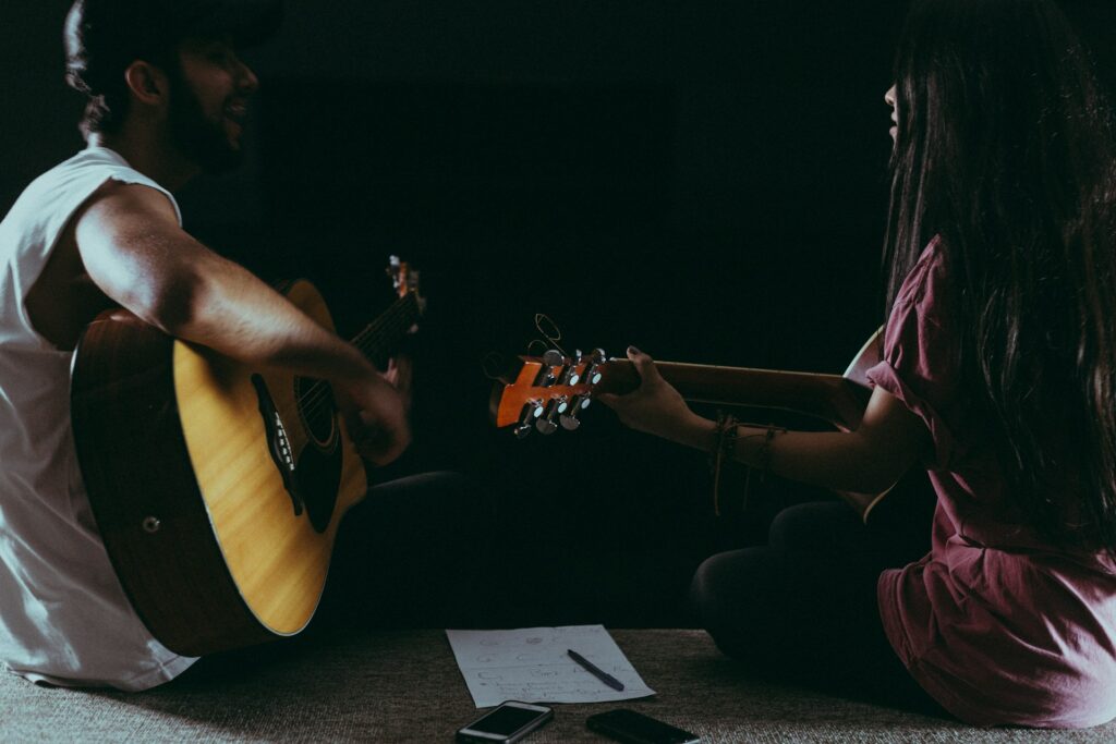 Why Co-Writing is the Secret Sauce in Nashville (And How to Start) - Green Hills Guitar Studio