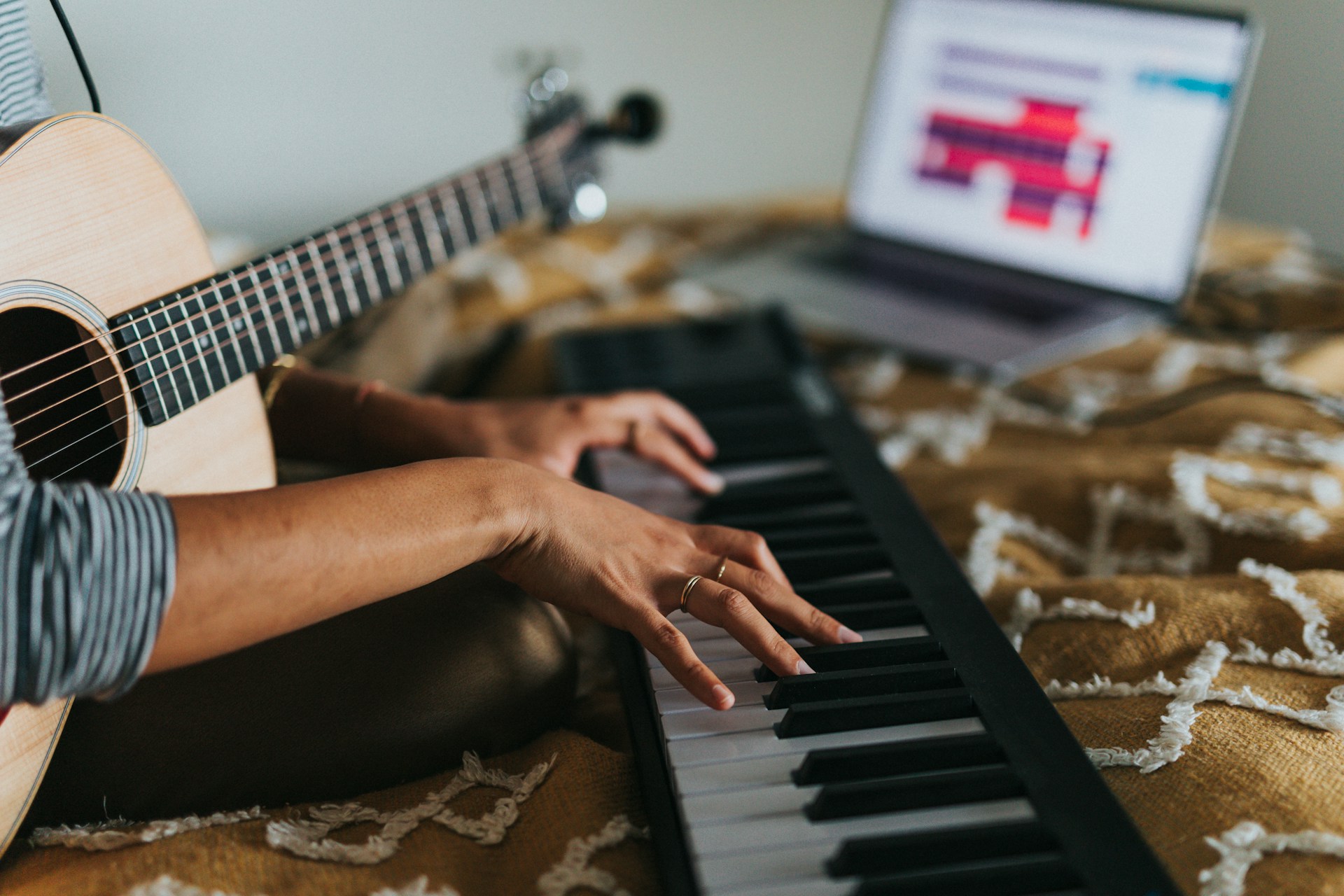 Why Guitarists Should Learn Piano - Green Hills Guitar Studio