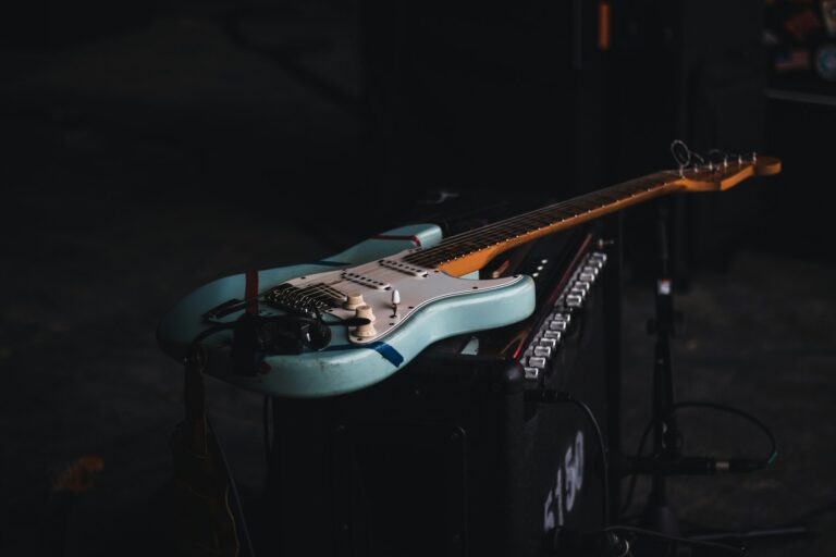 Voice Leading on Guitar: Smooth Chord Transitions - Green Hills Guitar Studio