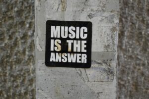 The Musician's Brain in Motion - Green Hills Guitar Studio