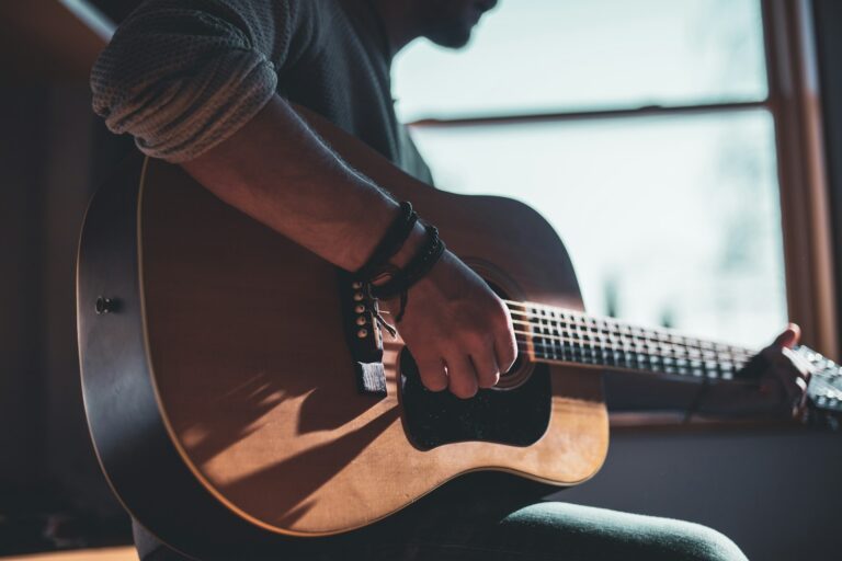 Learning to Hear Two Things at Once: Counterpoint for Guitarists | Green Hills Guitar Studio
